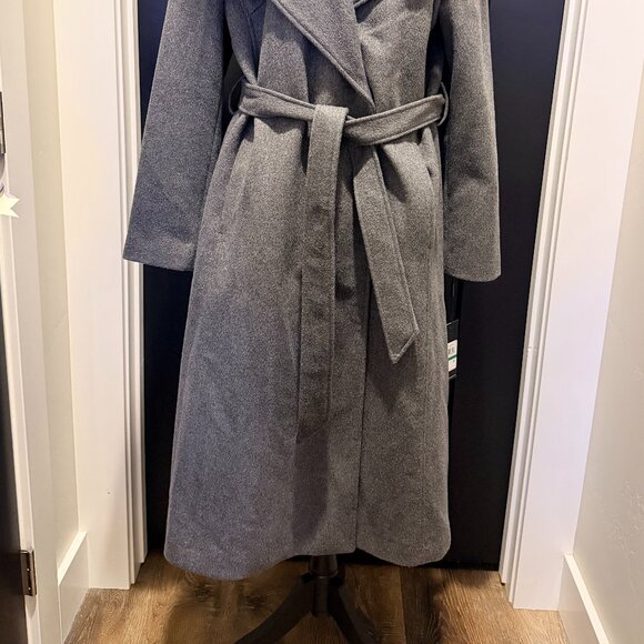 KARL LAGERFLED PARIS GRAY WOOL BLEND COAT WITH FAUX FUR COLLAR ~ NWT - Picture 12 of 12